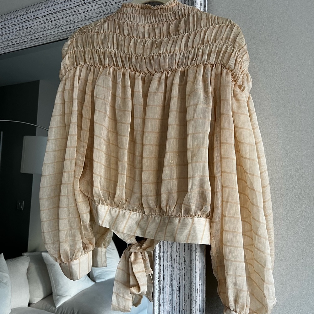 High neck top